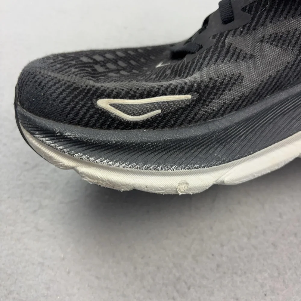 Hoka One One Clifton 9 Running Shoes Mens Size 11.5 Black Cushioned 1127895 BWHT